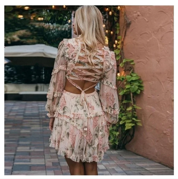 Ruffle Trim Lace-up back Floral Print Deep V-neck Waist Cutout, Size Medium - Picture 2 of 11